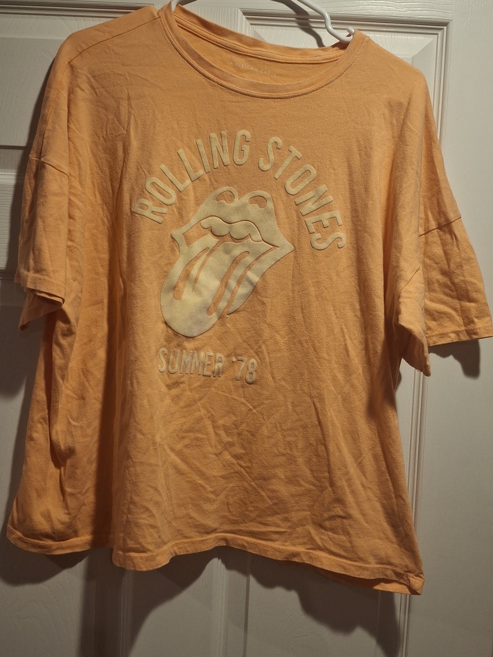 American Eagle Outfitters Peach Rolling Stones Short Sleeve Tee